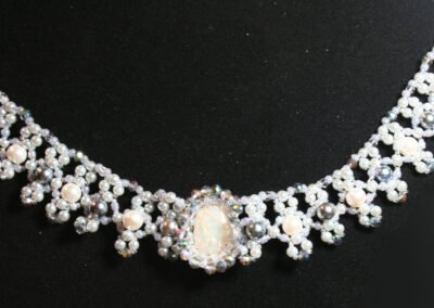 necklace with white and grey pearls